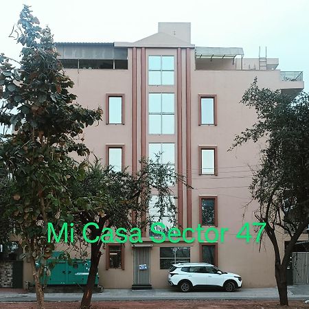 Mi Casa Sector 47 Gurgaon Exterior foto