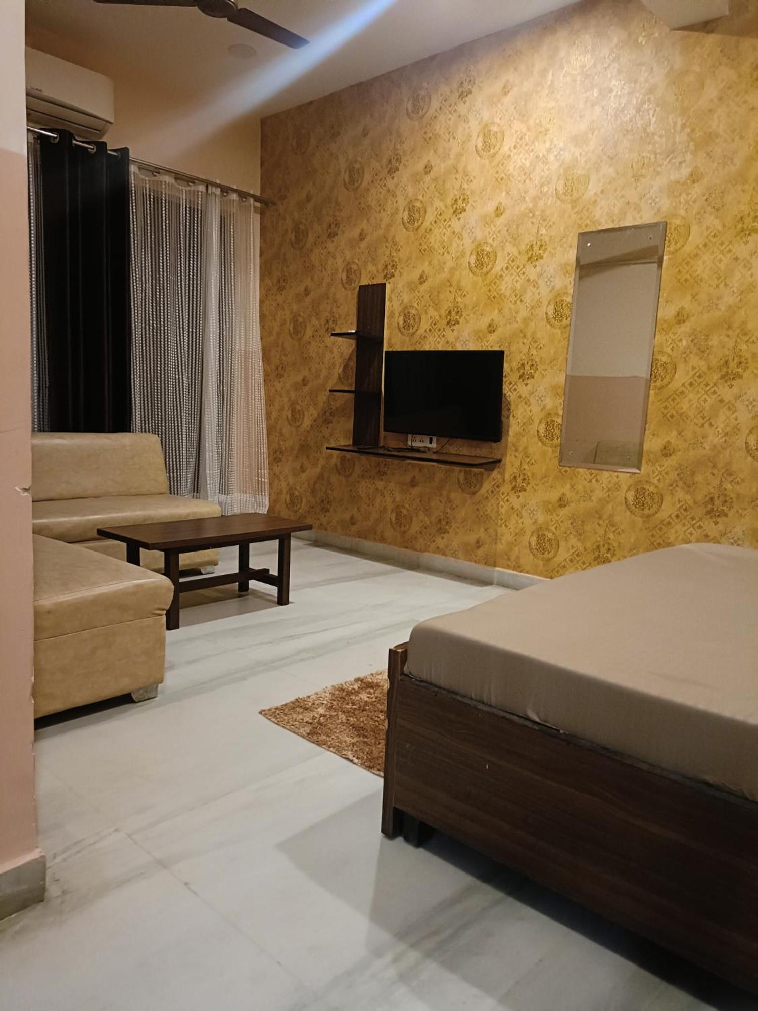 Mi Casa Sector 47 Gurgaon Exterior foto