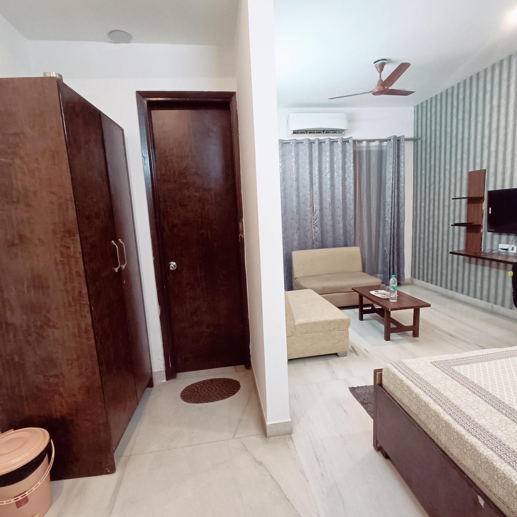 Mi Casa Sector 47 Gurgaon Exterior foto