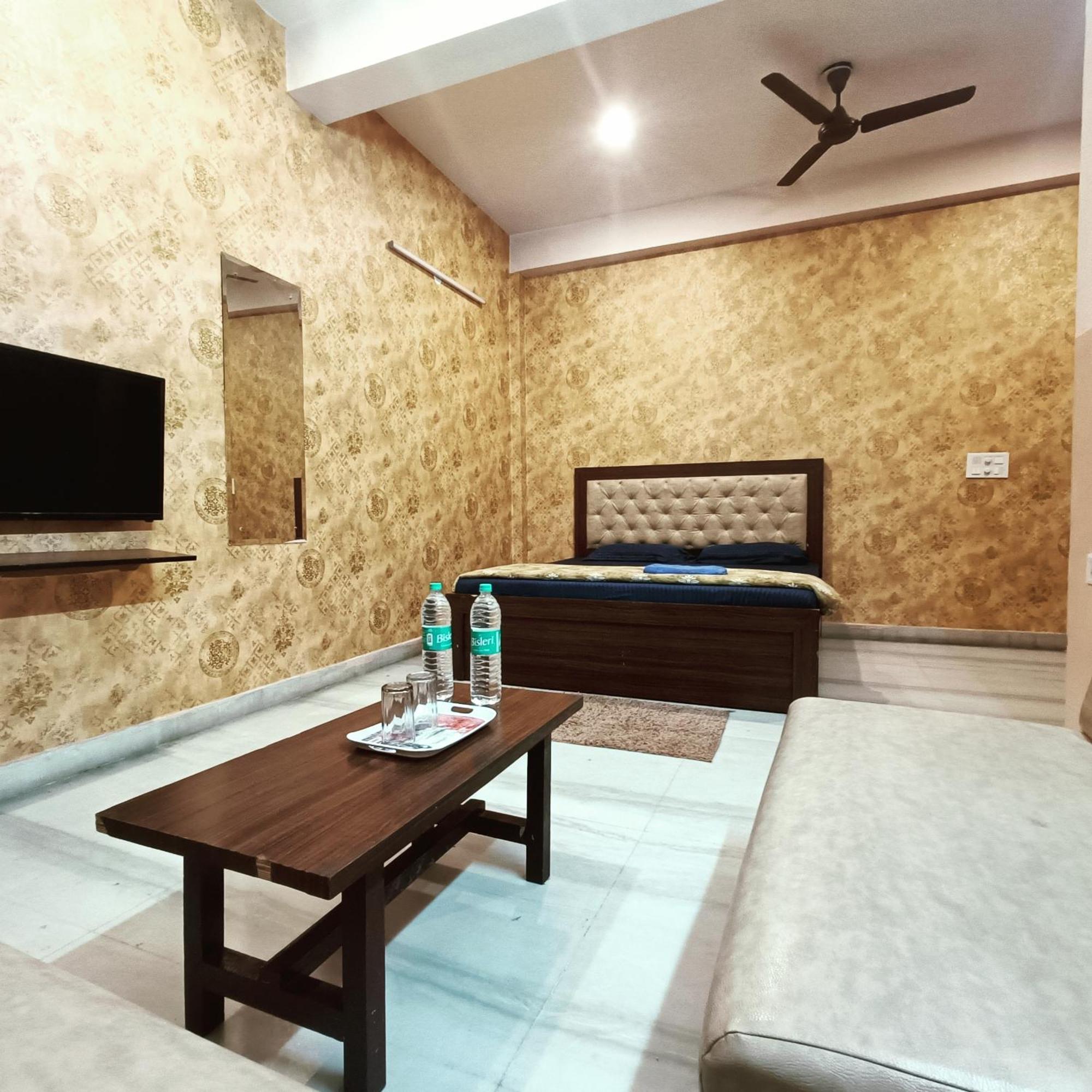 Mi Casa Sector 47 Gurgaon Exterior foto