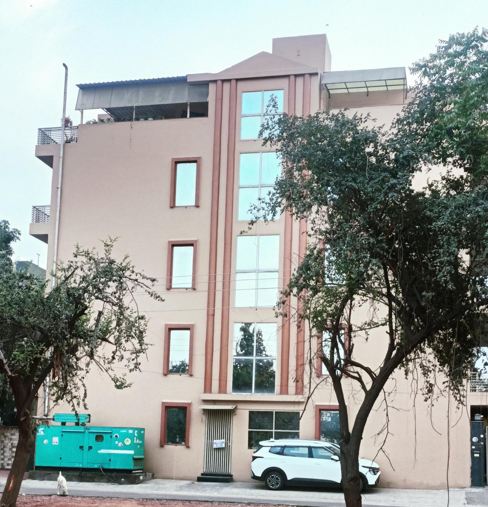 Mi Casa Sector 47 Gurgaon Exterior foto